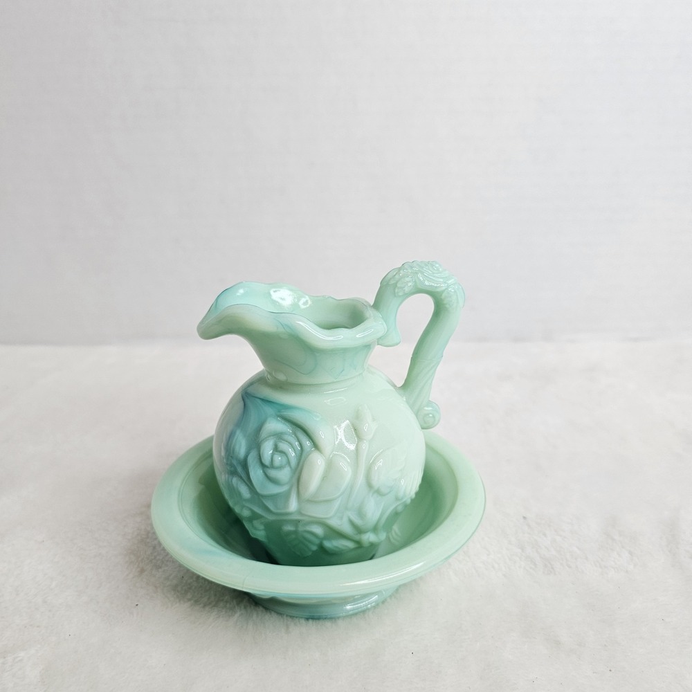 Vintage 1971 Avon Jade Green Milk Glass Small Pitcher W/ Bowl